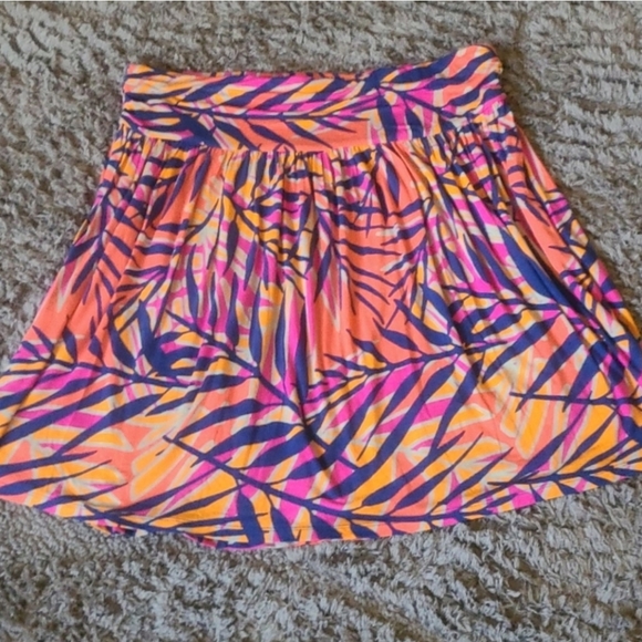 🔴 2/$10 LIKE NEW LB Colorful Leaf Print Pink Navy Coral Skirt Size 14/16 🍃 🍂 - Picture 2 of 9